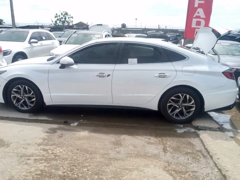 2021 Hyundai Sonata — photo 3