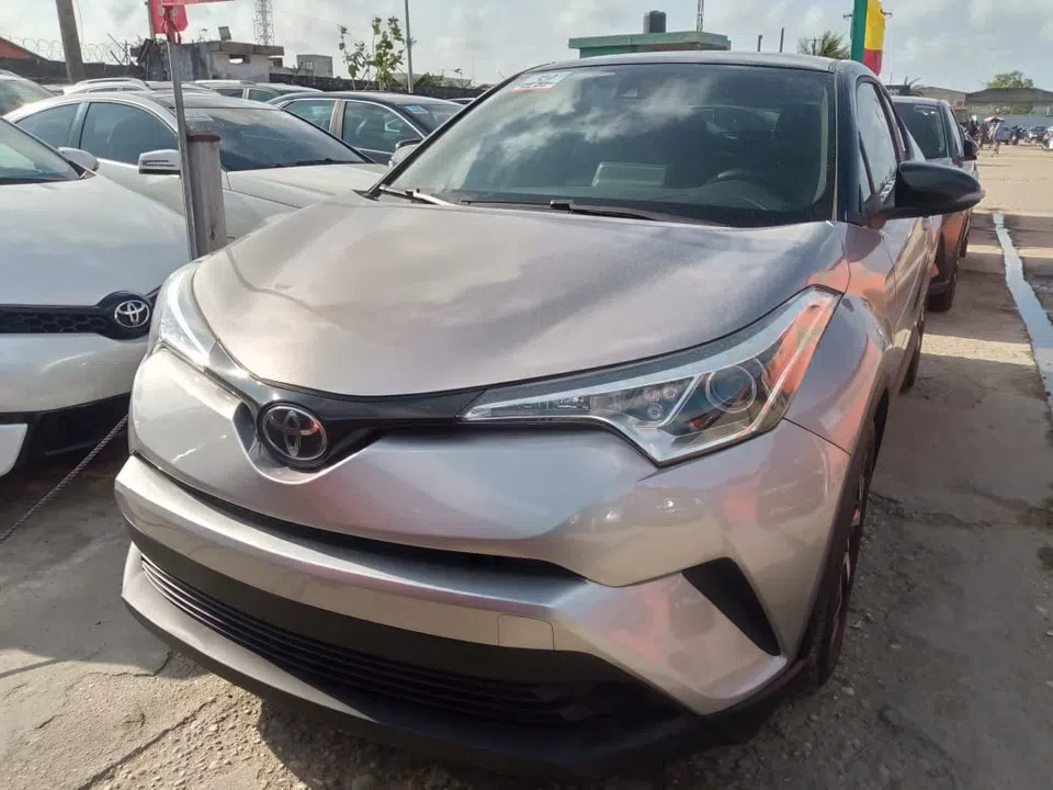 2019 Toyota C-HR — photo 1