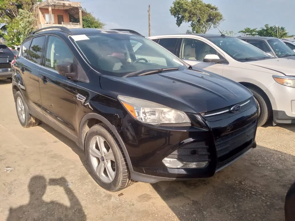 2016 Ford Escape — photo 2