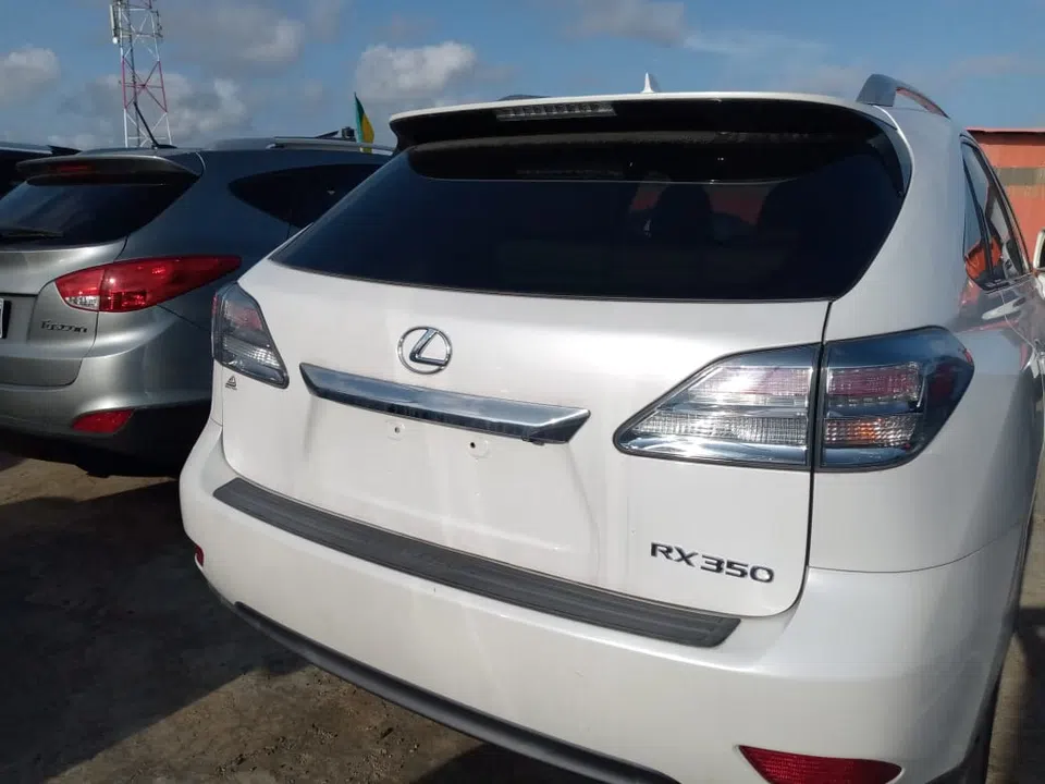 2011 Lexus Rx — photo 3