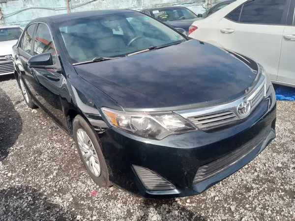 2014 Toyota Camry – photos, prix et caractéristiques