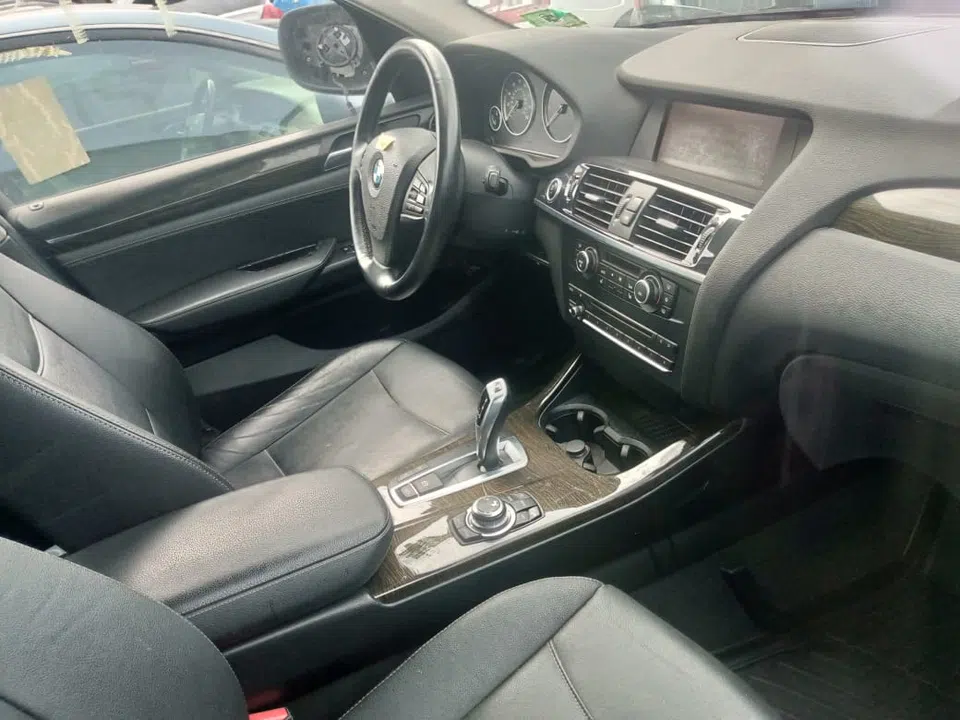2012 BMW X3 — photo 2