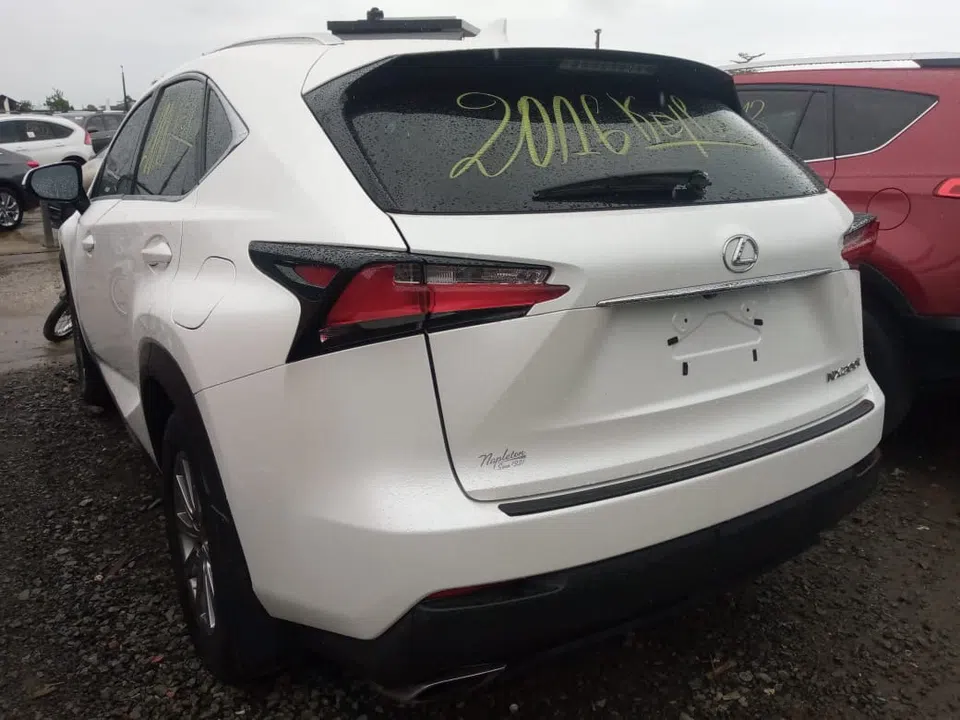 2016 Lexus Nx — photo 2
