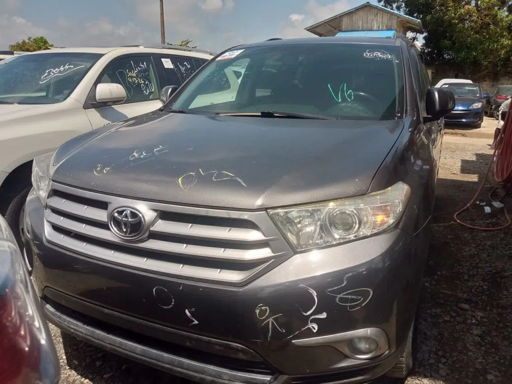 2012 Toyota Highlander — photo 1