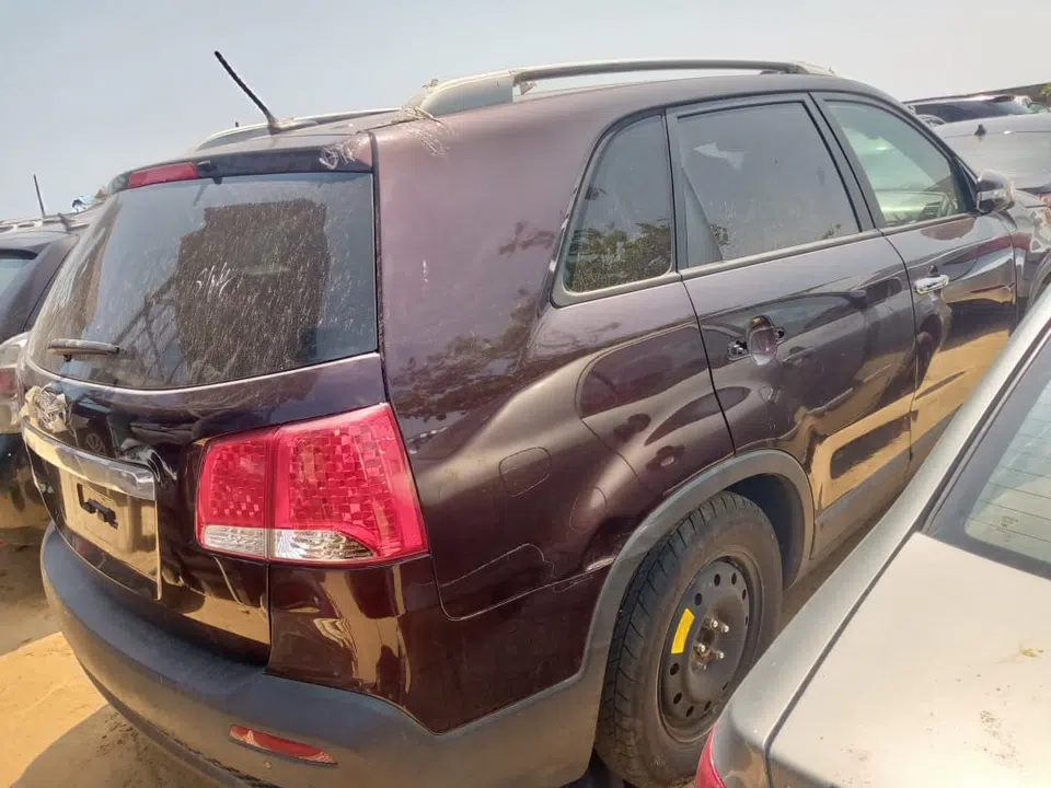 2012 Kia Sorento — photo 3