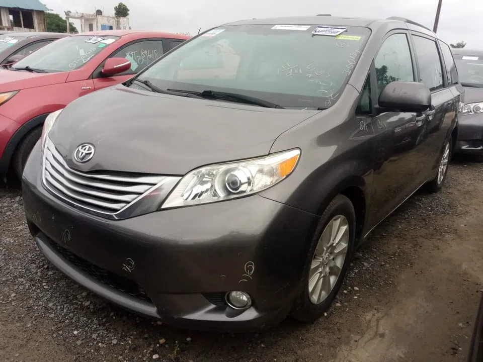 2011 Toyota Sienna