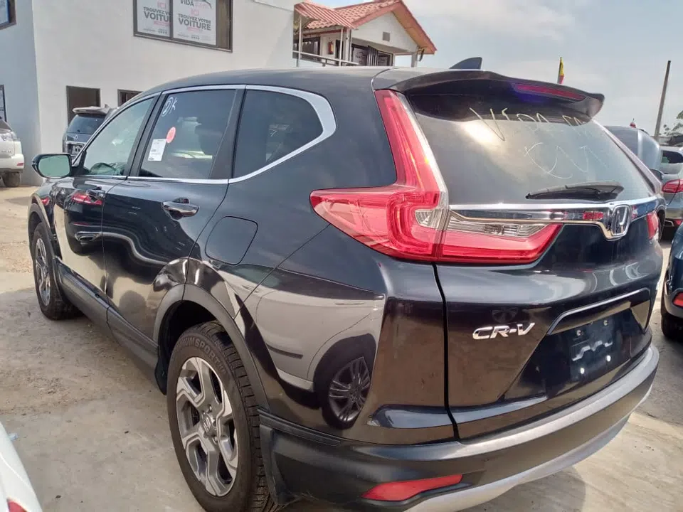 2015 Toyota Rav4 — photo 3