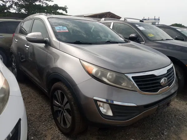 2013 Kia Sportage photos, price and features