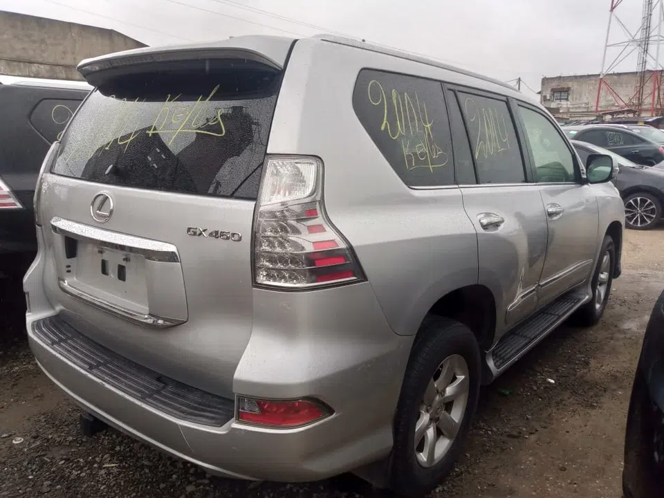 2014 Lexus Gx — photo 3