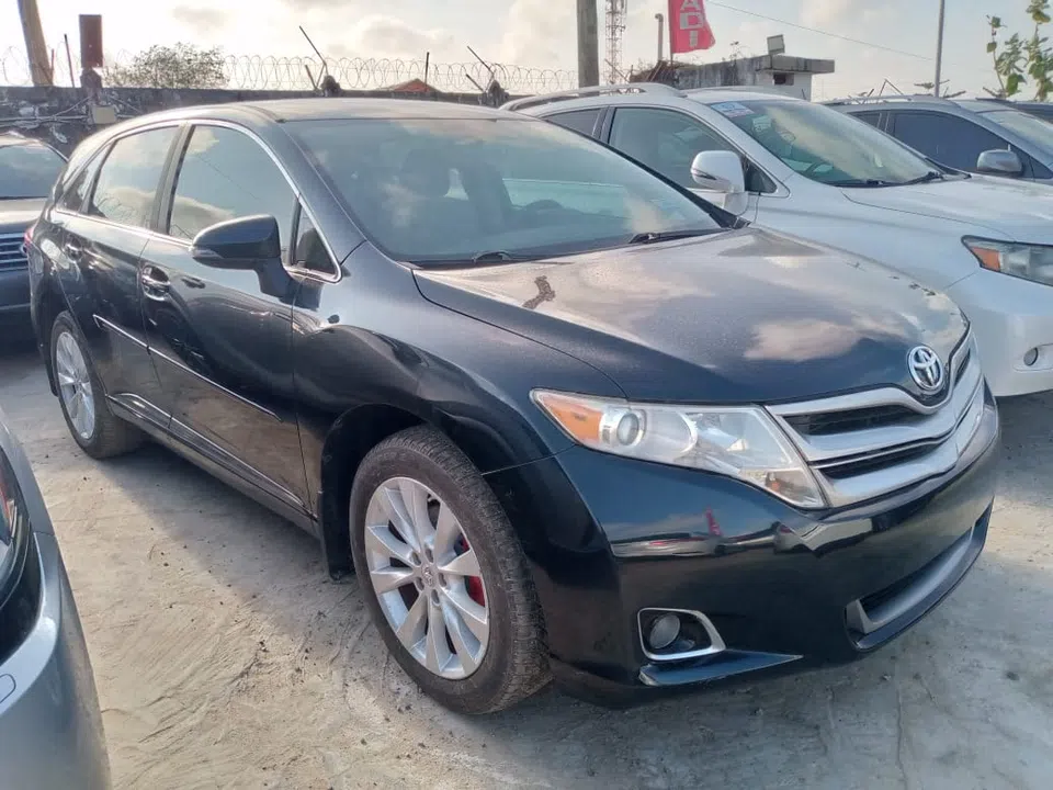 2013 Toyota Venza — photo 1