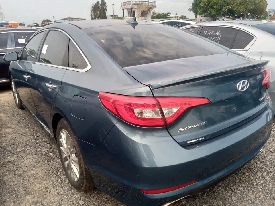 2015 Hyundai Sonata — photo 3