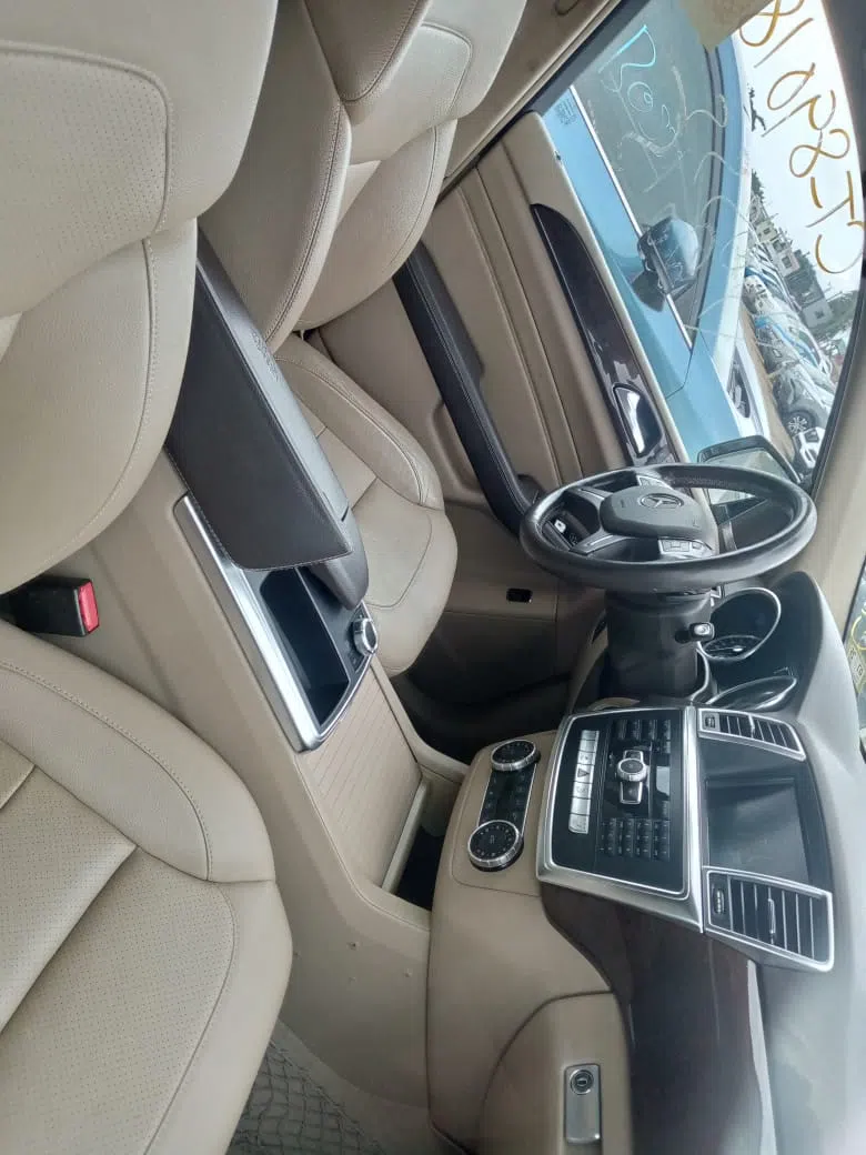 2015 Mercedes-Benz Ml-Class — photo 3