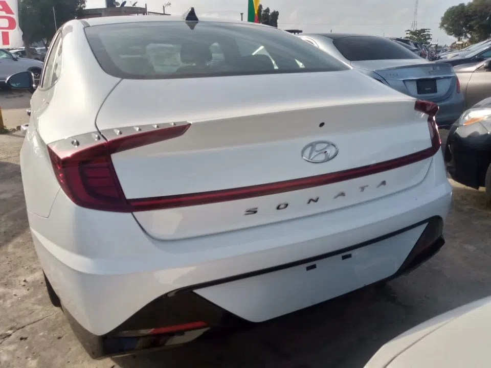 2023 Hyundai Sonata — photo 3
