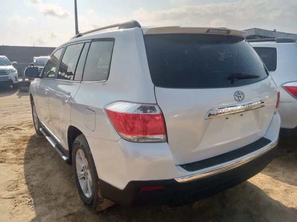 2013 Toyota Highlander — photo 3