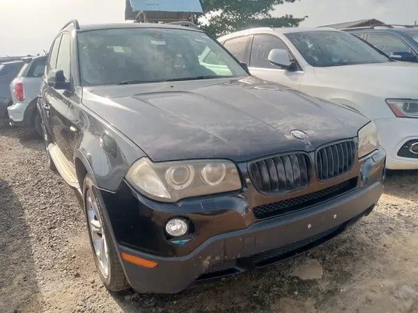 2009 BMW X3 photos, price and features