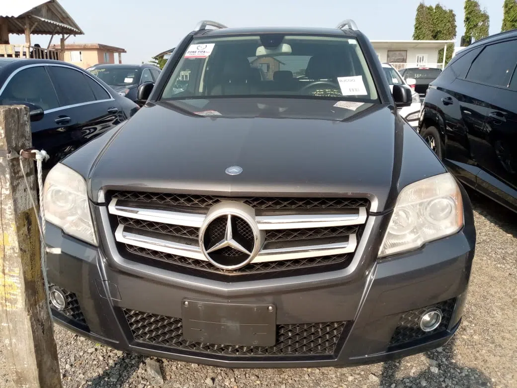 2010 Mercedes-Benz Glk-Class 350 — photo 1