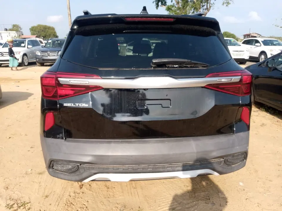 2022 Kia Seltos — photo 3