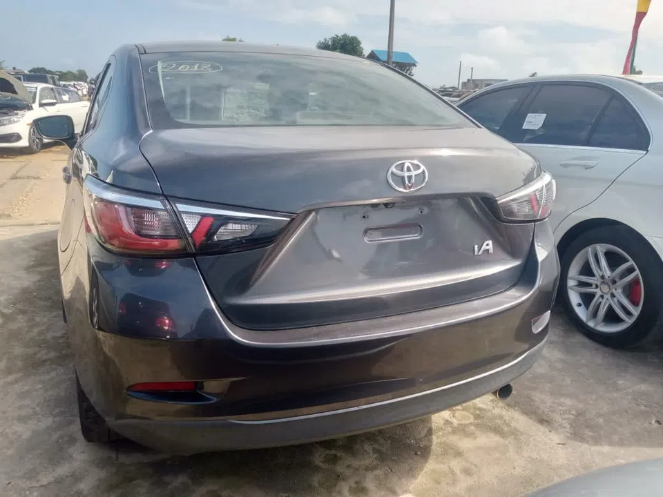2018 Toyota Yaris — photo 3