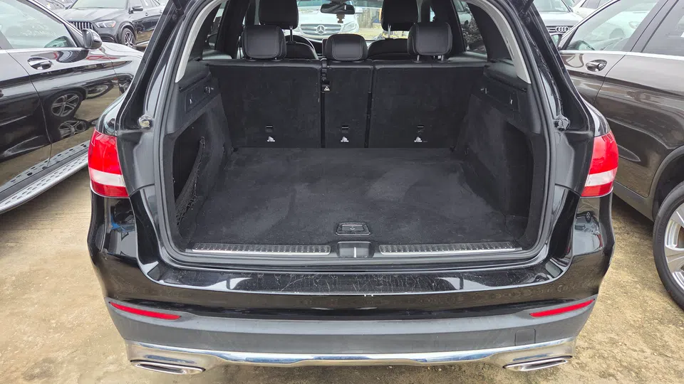 2016 Mercedes-Benz Glc-Class — photo 2